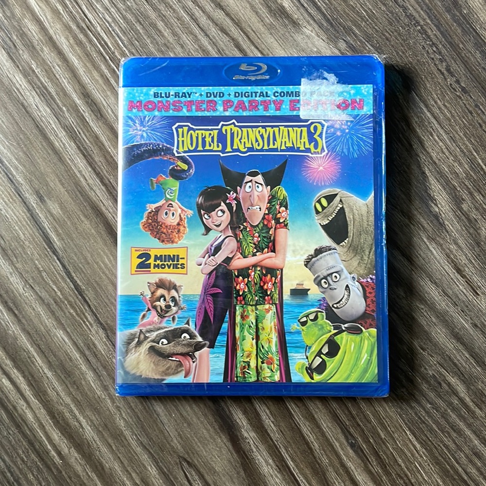 Hotel Transylvania 3 DVD